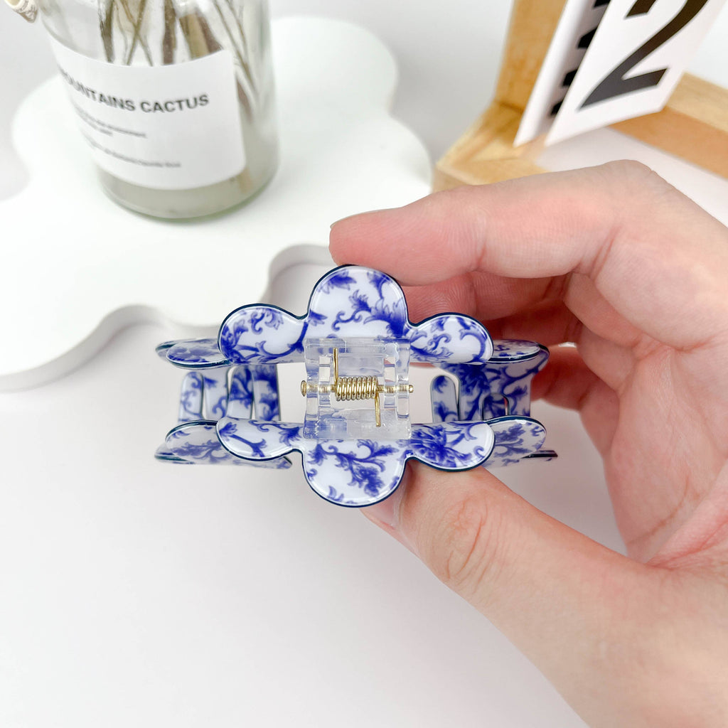Wave flowers hair Claw clip