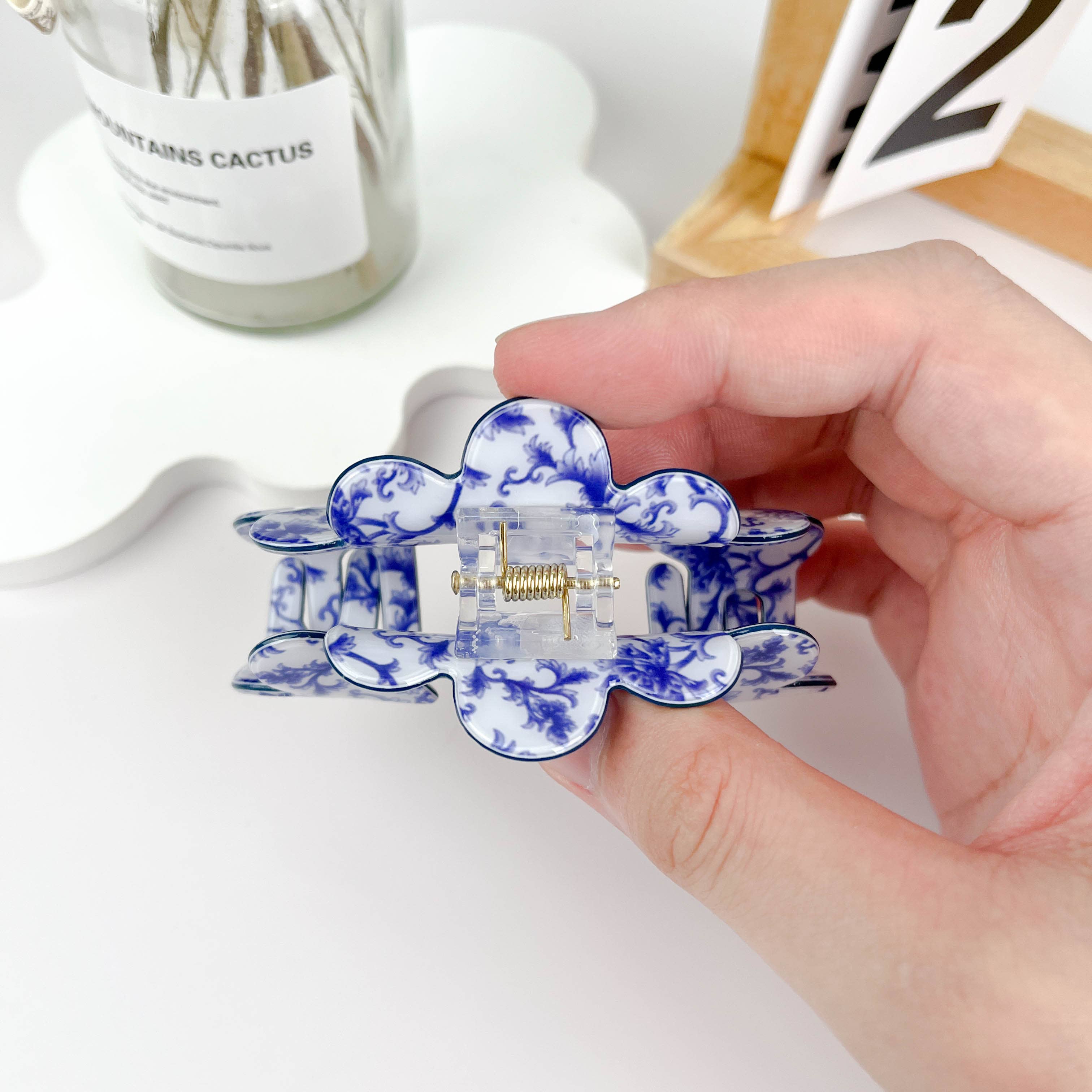 Wave flowers hair Claw clip
